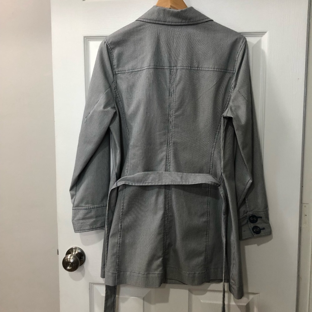 Ladies Striped Belted Jacket - Picture 4 of 5